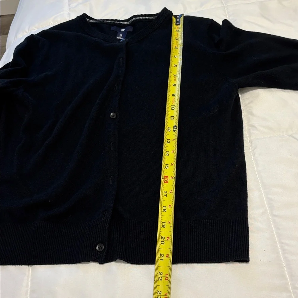 GAP Women's Classic 3/4 Length Sleeve Black Cardigan - Picture 3 of 5